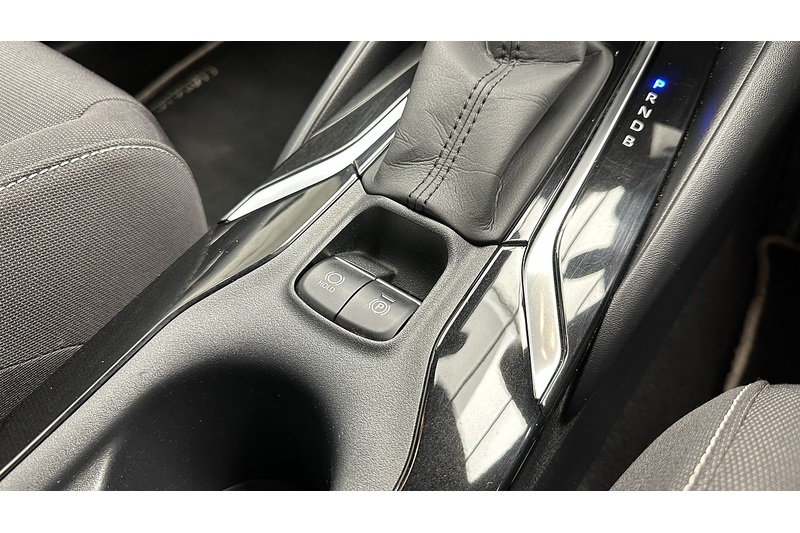 Toyota Corolla VVT-h Icon Tech - U3868