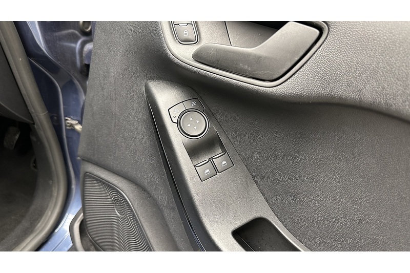 Ford Fiesta T EcoBoost MHEV Trend - U3870