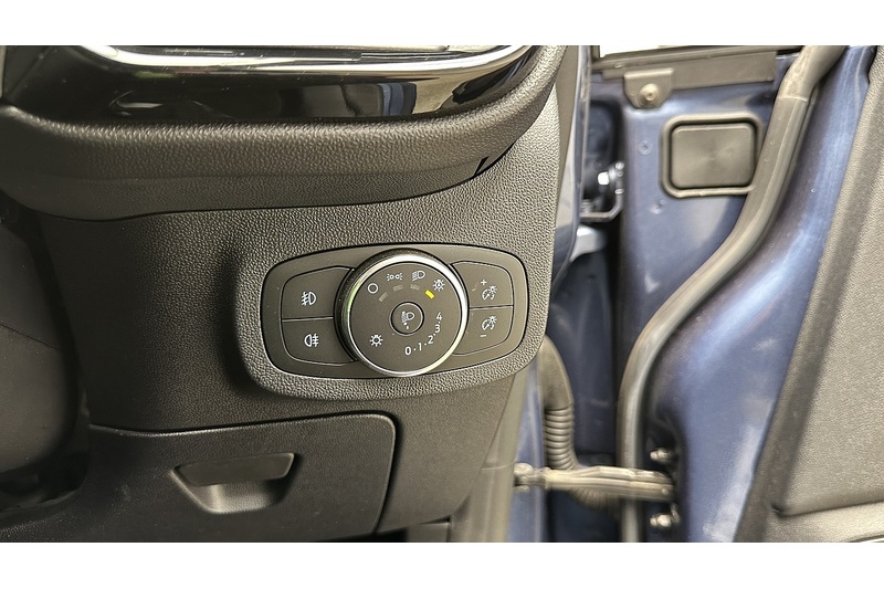 Ford Fiesta T EcoBoost MHEV Trend - U3870