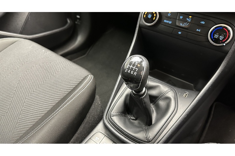 Ford Fiesta T EcoBoost MHEV Trend - U3870