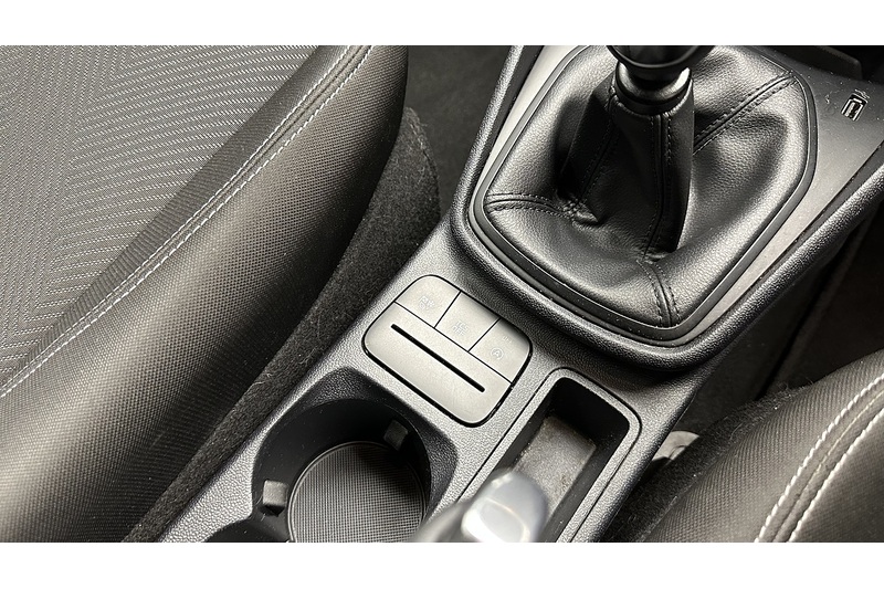 Ford Fiesta T EcoBoost MHEV Trend - U3870