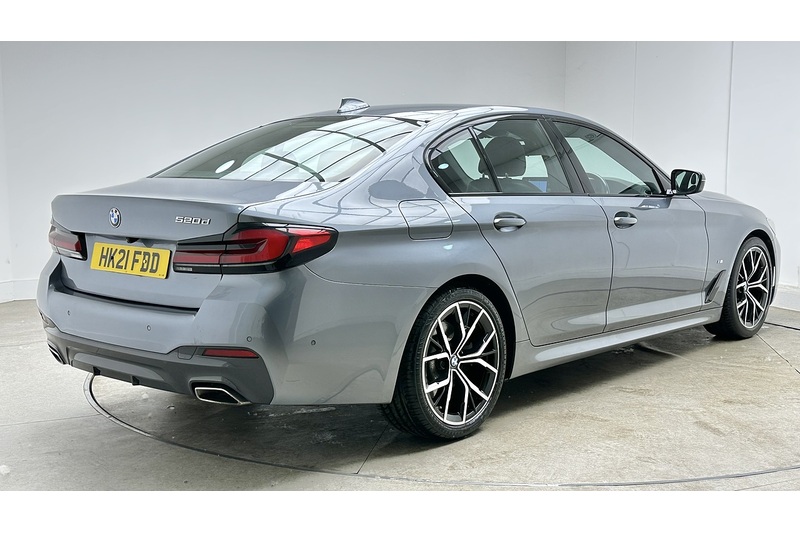 BMW 5 Series 520d MHT M Sport - U3872