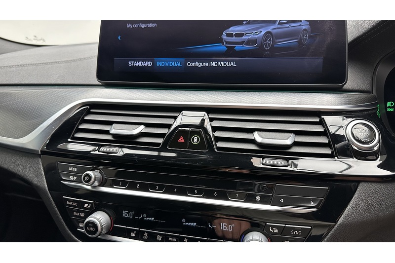 BMW 5 Series 520d MHT M Sport - U3872