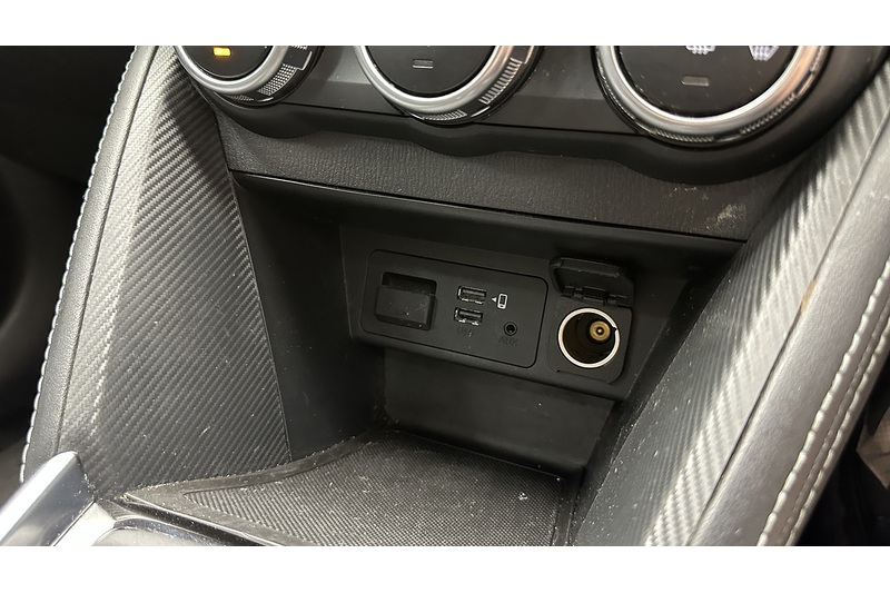 Mazda Mazda2 e-SKYACTIV G MHEV MHEV GT Sport - U3876