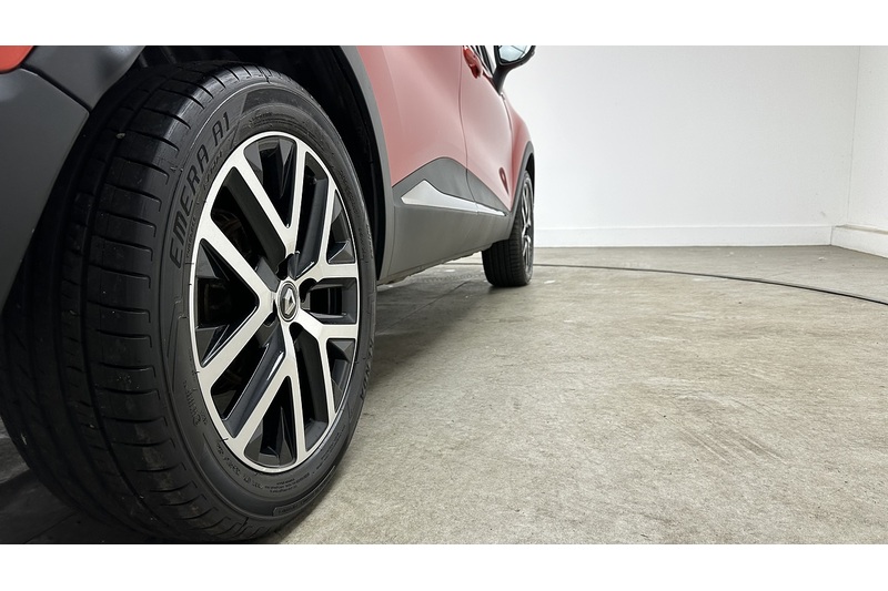 Renault Captur TCe ENERGY S Edition - U3881