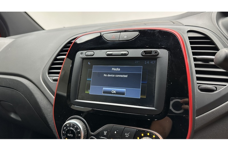 Renault Captur TCe ENERGY S Edition - U3881