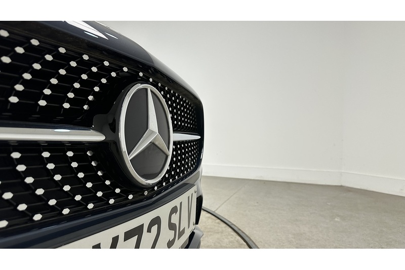 Mercedes-Benz A Class A250e AMG Line - U3890