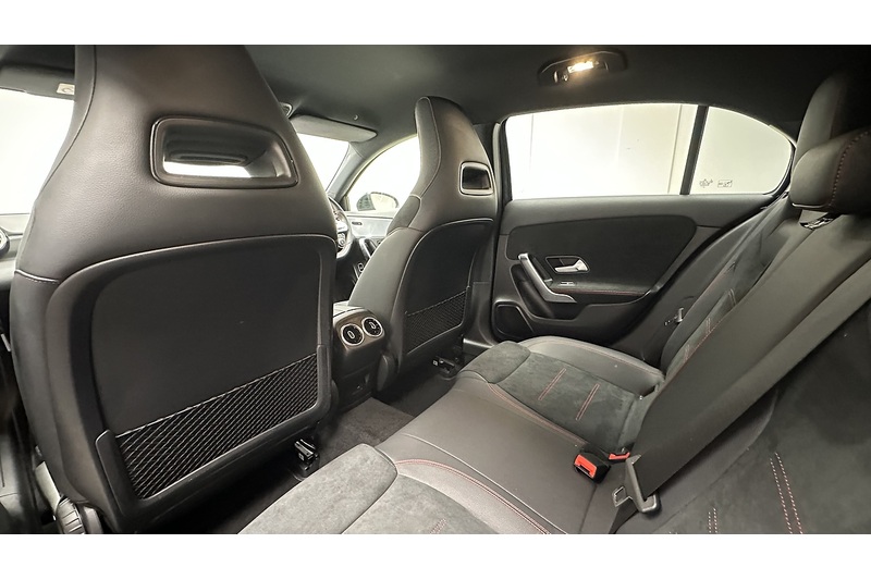 Mercedes-Benz A Class A250e AMG Line - U3890
