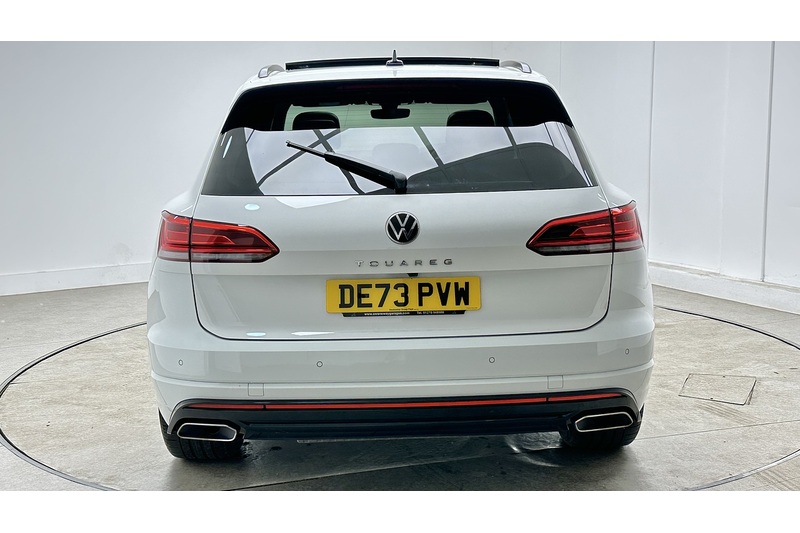 Volkswagen Touareg TDI V6 R-Line Tech Plus - U3893