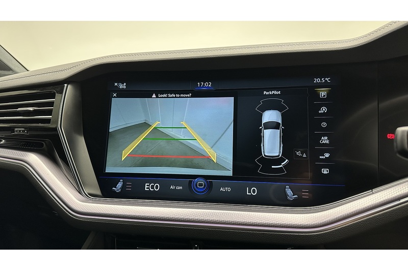 Volkswagen Touareg TDI V6 R-Line Tech Plus - U3893
