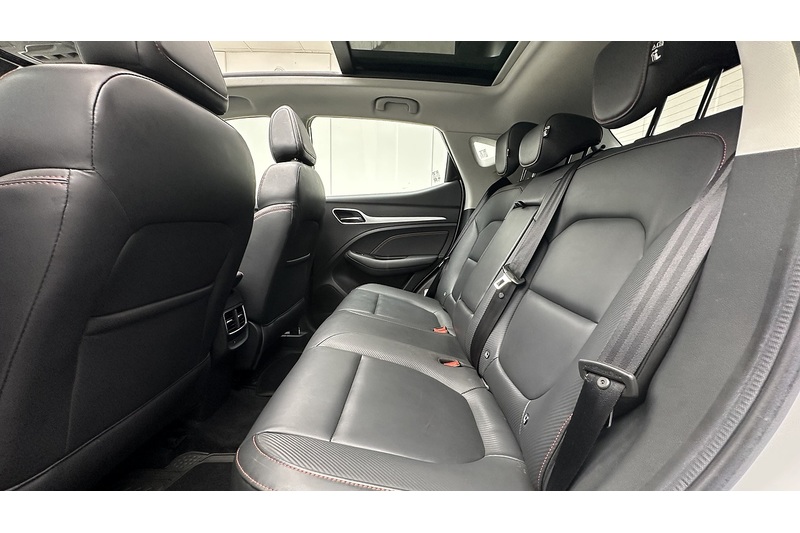 MG MG ZS Trophy - U3894