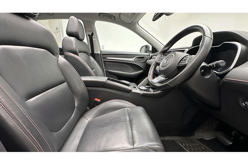 MG MG ZS Trophy - U3894
