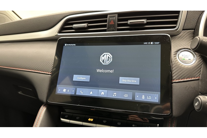 MG MG ZS Trophy - U3894
