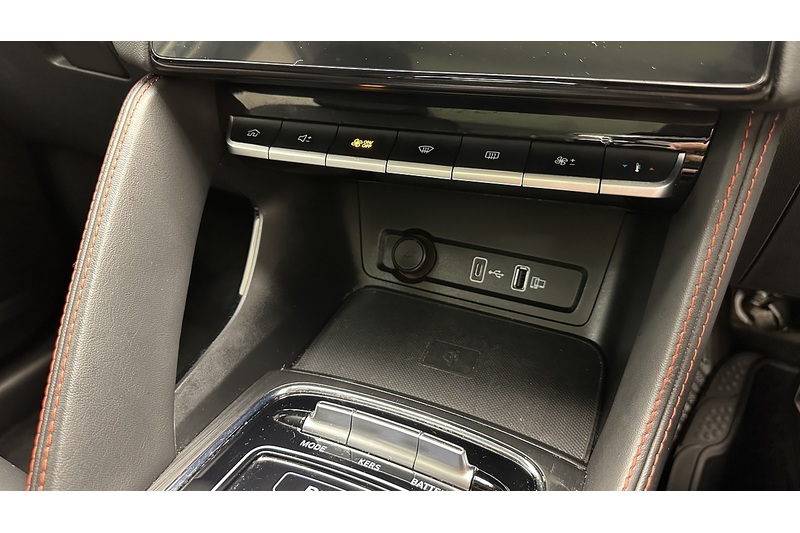MG MG ZS Trophy - U3894