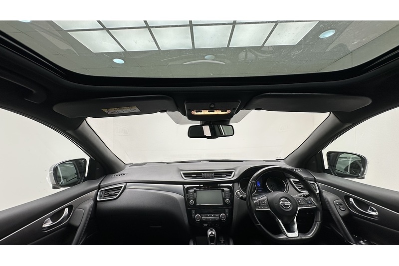 Nissan Qashqai DIG-T Tekna+ - U3899