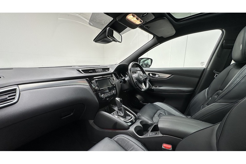 Nissan Qashqai DIG-T Tekna+ - U3899
