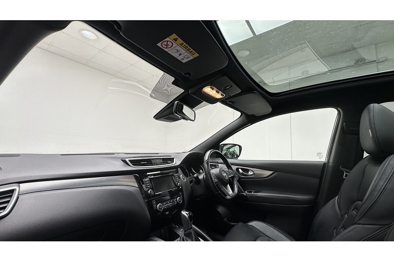 Nissan Qashqai DIG-T Tekna+ - U3899