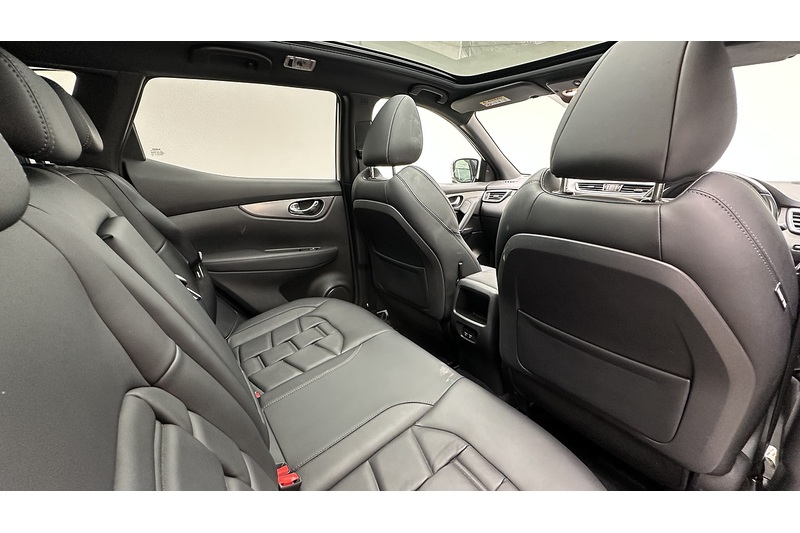 Nissan Qashqai DIG-T Tekna+ - U3899