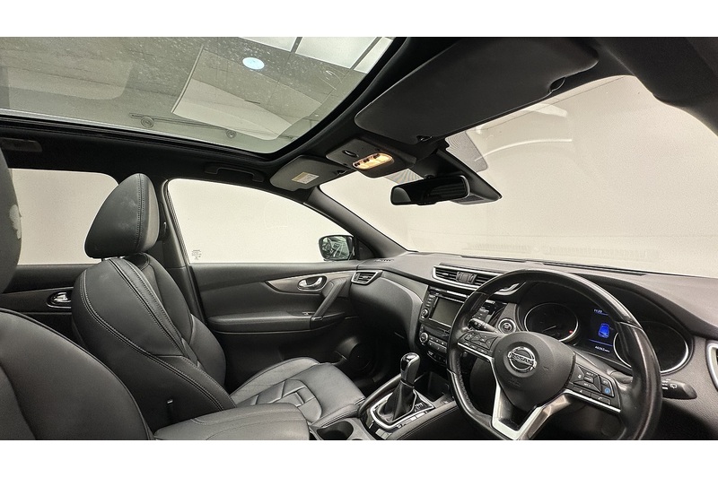 Nissan Qashqai DIG-T Tekna+ - U3899