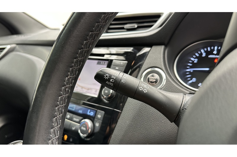 Nissan Qashqai DIG-T Tekna+ - U3899
