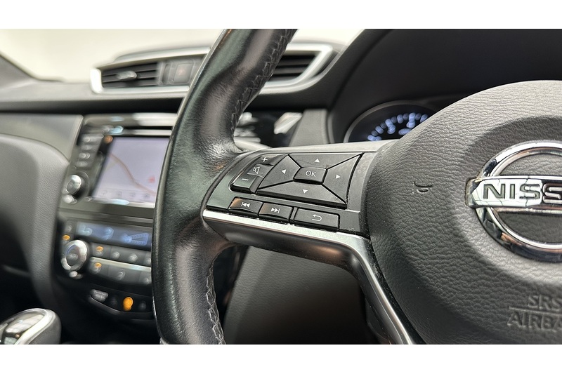 Nissan Qashqai DIG-T Tekna+ - U3899