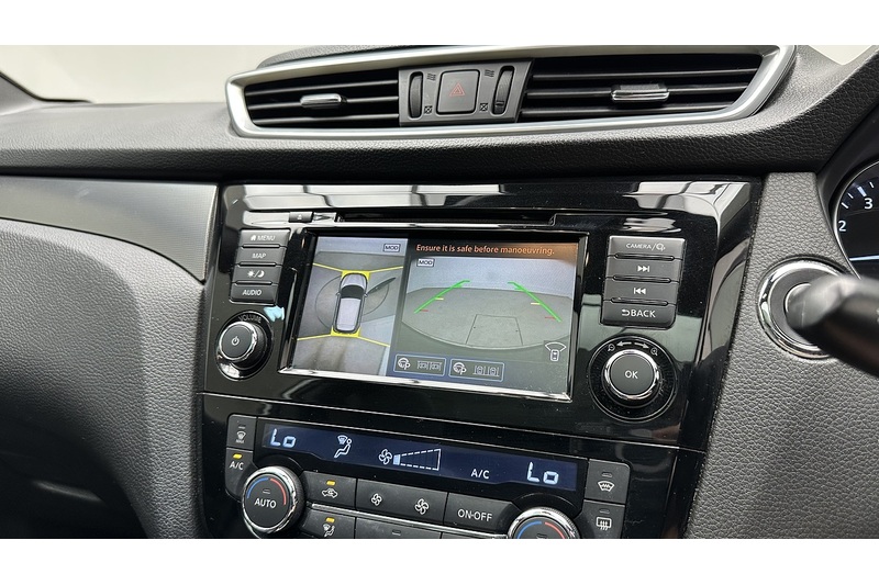 Nissan Qashqai DIG-T Tekna+ - U3899