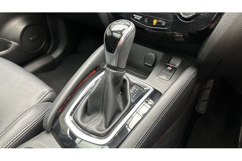Nissan Qashqai DIG-T Tekna+ - U3899