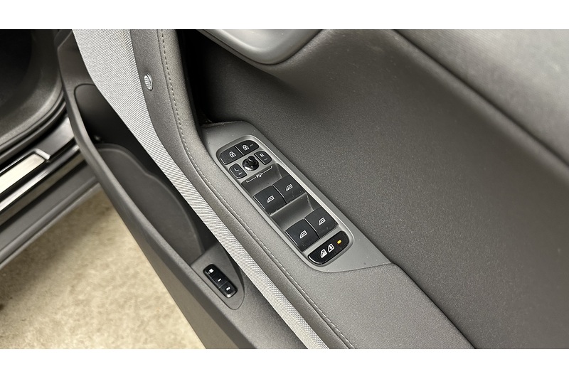 Polestar Polestar 2 Long Range Plus Pilot - U3902