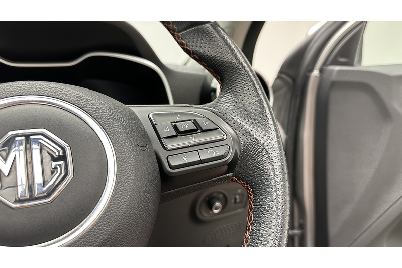 MG MG ZS Trophy Connect - U3903