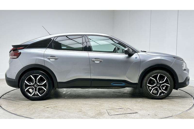 Citroen e-C4 Shine Plus - U3908