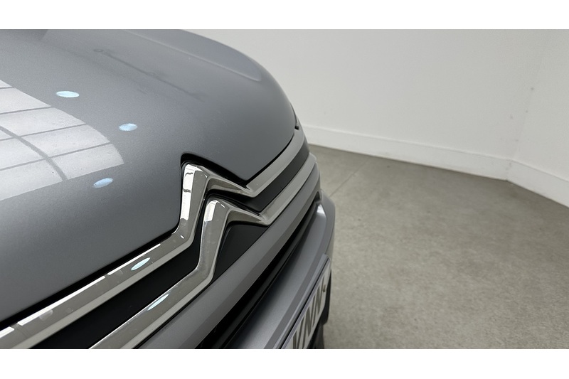 Citroen e-C4 Shine Plus - U3908