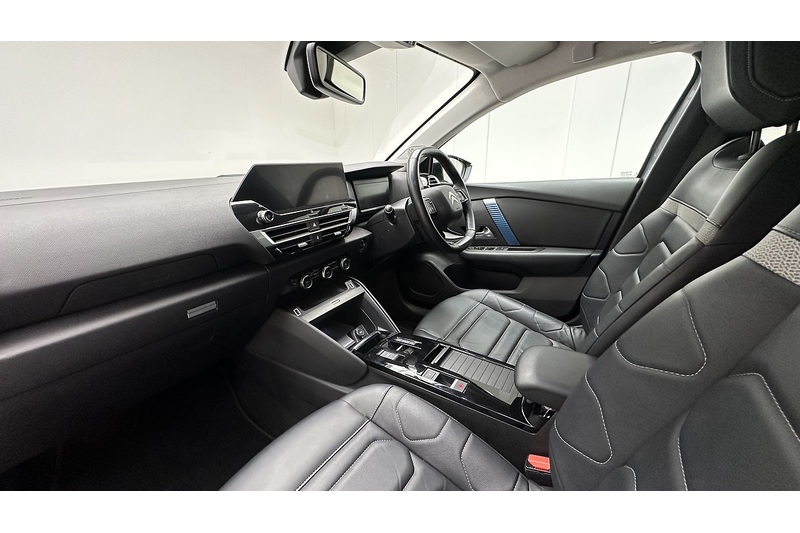 Citroen e-C4 Shine Plus - U3908