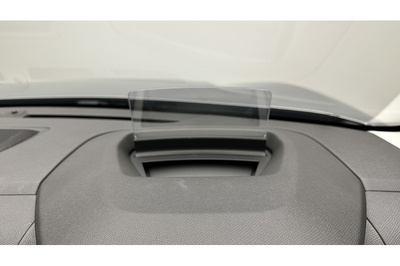 Citroen e-C4 Shine Plus - U3908