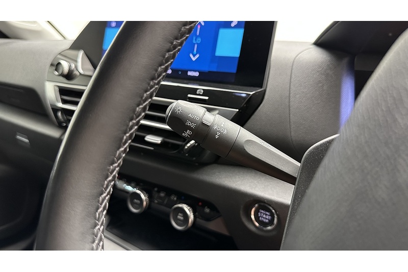 Citroen e-C4 Shine Plus - U3908