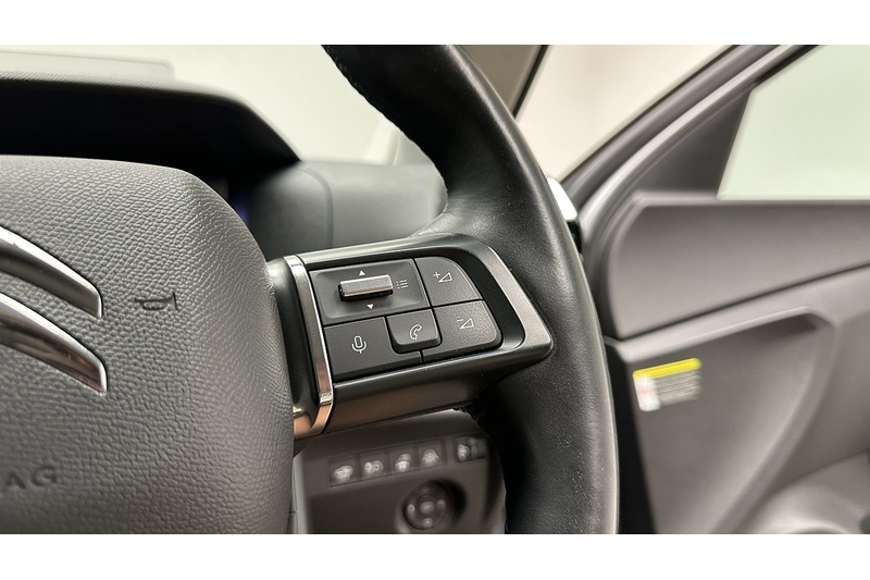 Citroen e-C4 Shine Plus - U3908
