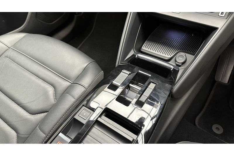 Citroen e-C4 Shine Plus - U3908