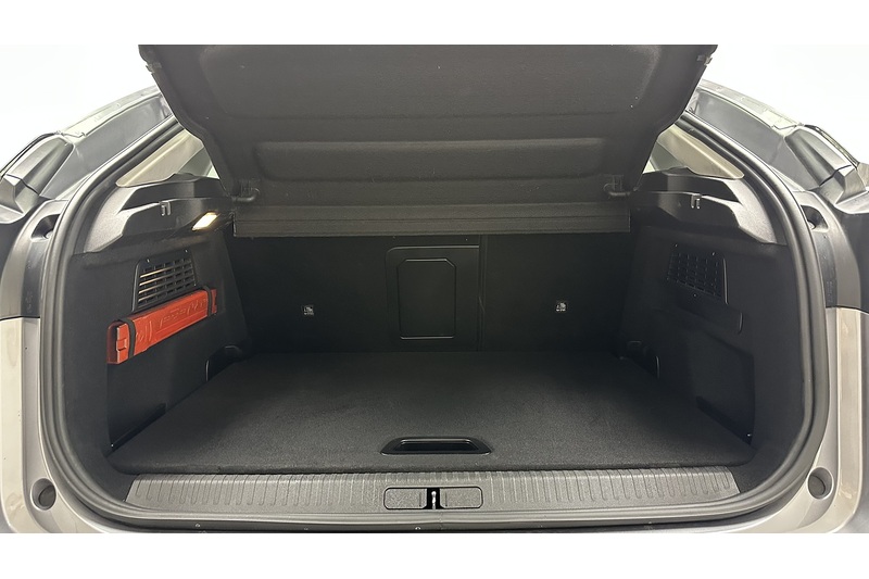 Citroen e-C4 Shine Plus - U3908