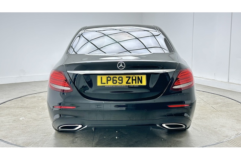 Mercedes-Benz E Class E220d AMG Line Night Edition - U3909