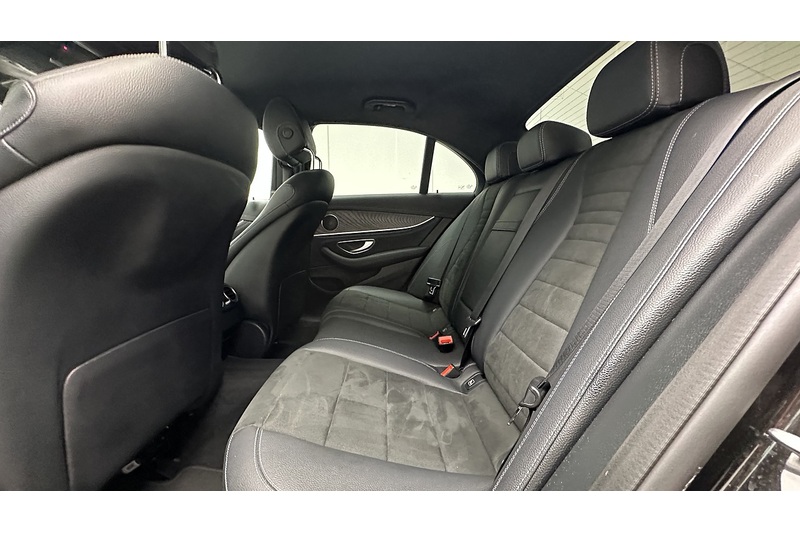 Mercedes-Benz E Class E220d AMG Line Night Edition - U3909