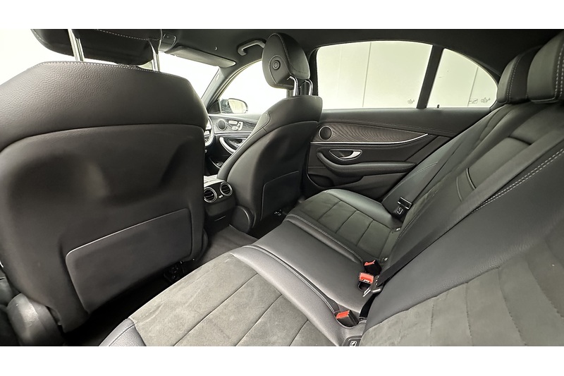 Mercedes-Benz E Class E220d AMG Line Night Edition - U3909