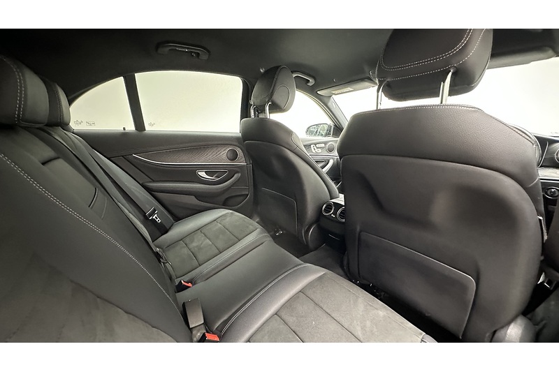 Mercedes-Benz E Class E220d AMG Line Night Edition - U3909