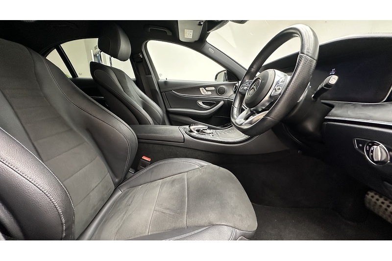 Mercedes-Benz E Class E220d AMG Line Night Edition - U3909