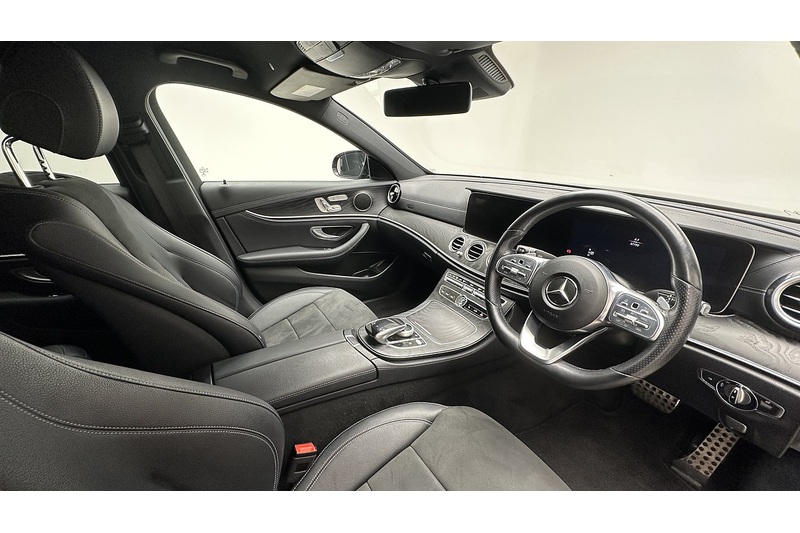 Mercedes-Benz E Class E220d AMG Line Night Edition - U3909