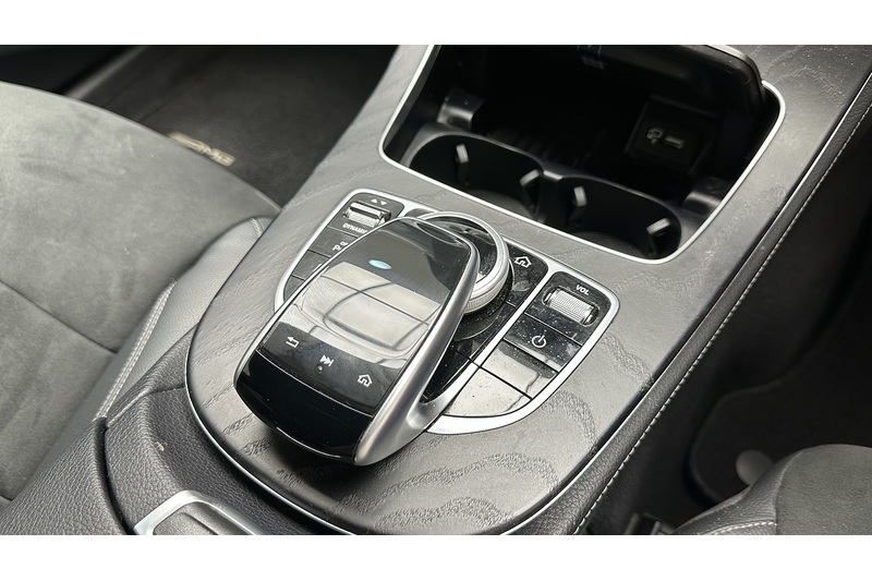Mercedes-Benz E Class E220d AMG Line Night Edition - U3909