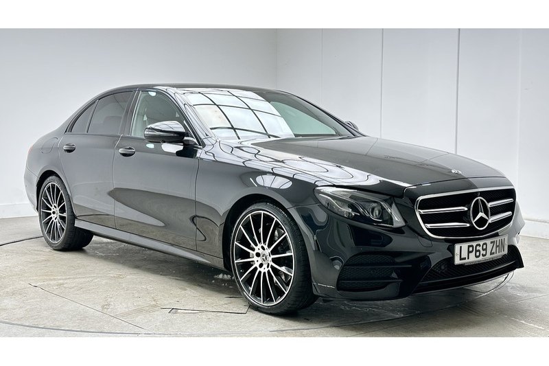 Mercedes-Benz E Class E220d AMG Line Night Edition - U3909