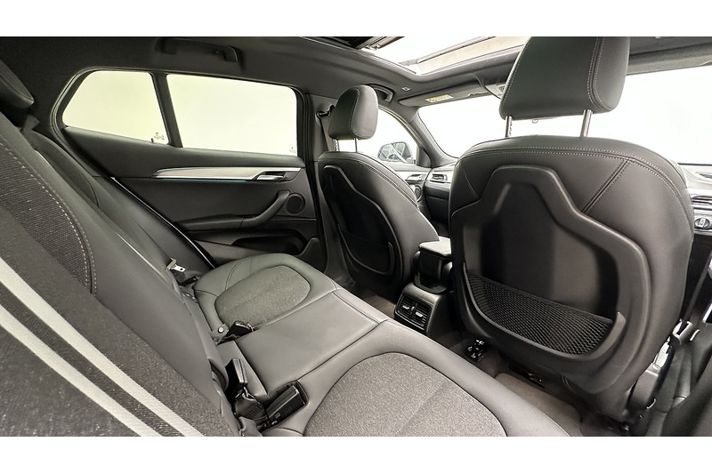 BMW X2 25e M Sport - U3911