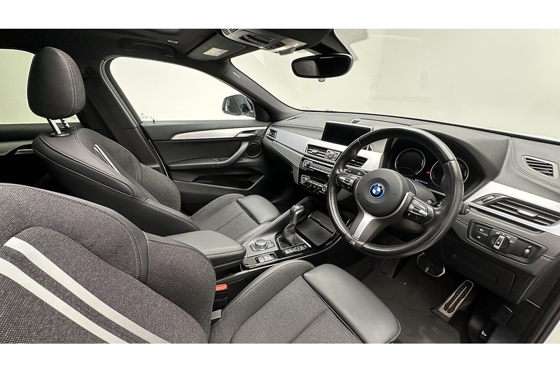 BMW X2 25e M Sport - U3911