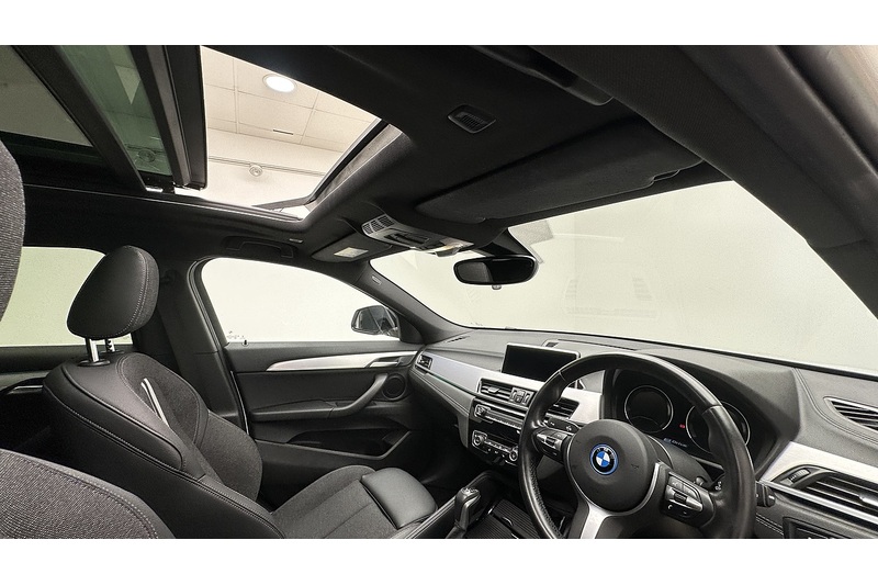 BMW X2 25e M Sport - U3911