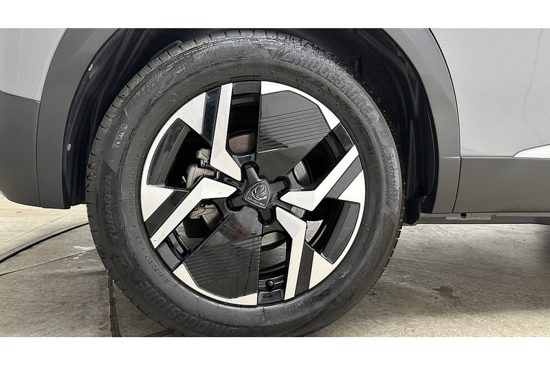 Peugeot E-2008 Allure - U3913