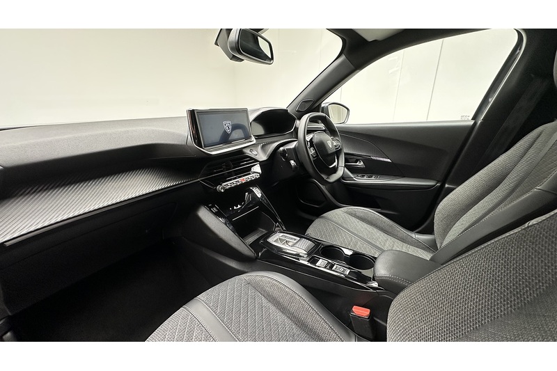 Peugeot E-2008 Allure - U3913